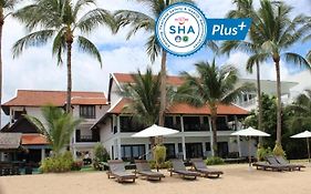 Baan Bophut Beach Hotel